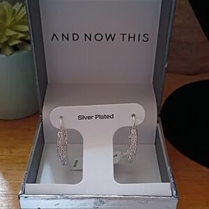 NWT Silver And Bling Earrings